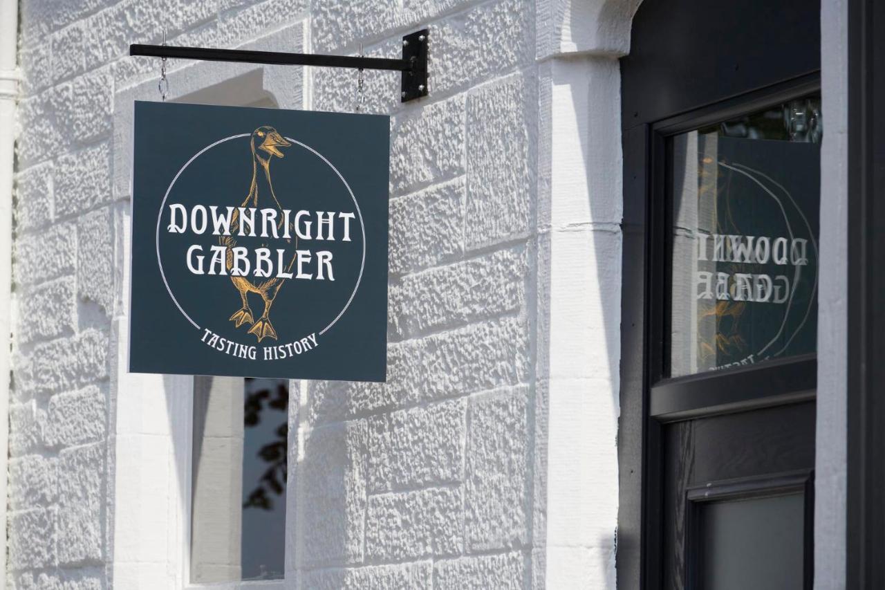 Downright Gabbler Apartment Beauly Bagian luar foto
