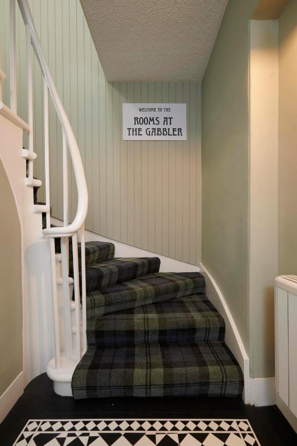 Downright Gabbler Apartment Beauly Bagian luar foto
